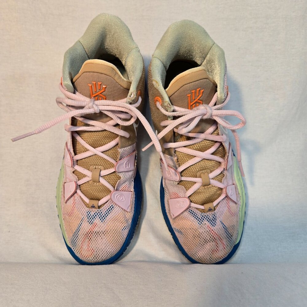 NIKE Kyrie 7 Exclusive "1 World 1 People" Regal Pink Sneakers Size 6.5Y 8W 6.5M - Picture 8 of 16